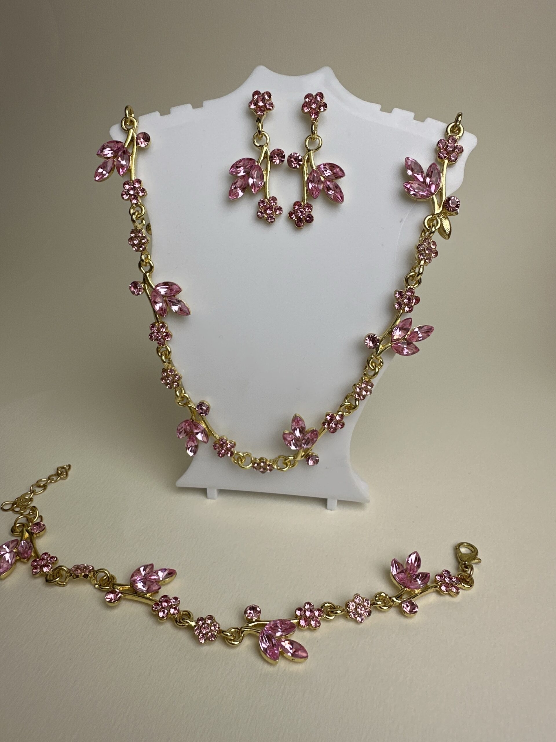 Conjunto de Joyeria Rosa 1 Conjunto de Joyeria Rosa